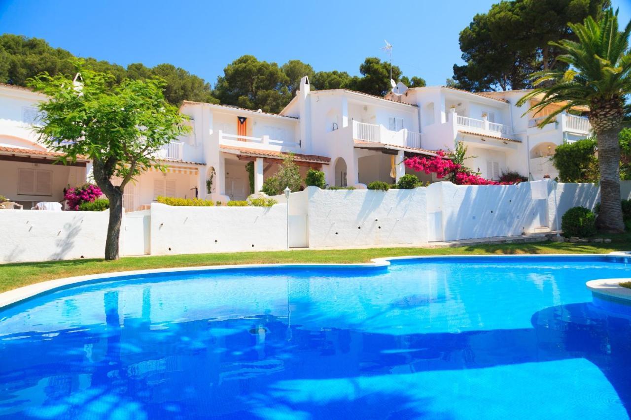 Villa Frontsea Only Families Planet Costa Dorada Salou Exterior foto