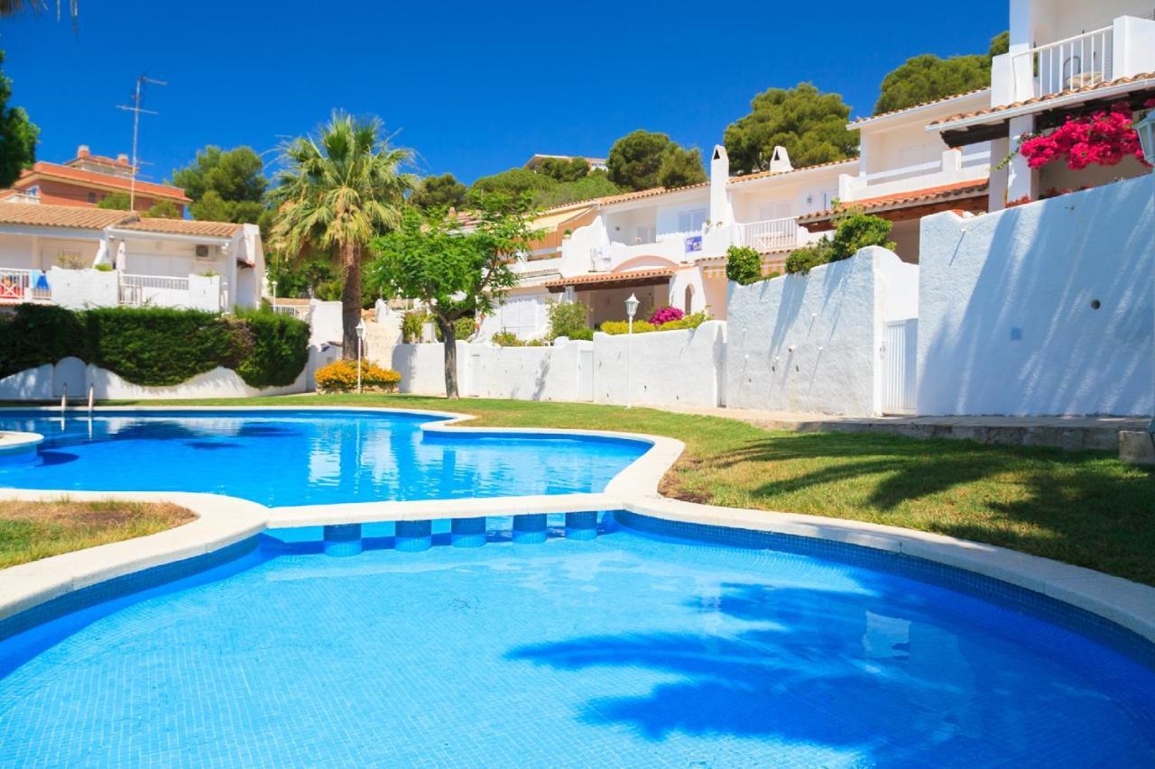 Villa Frontsea Only Families Planet Costa Dorada Salou Exterior foto